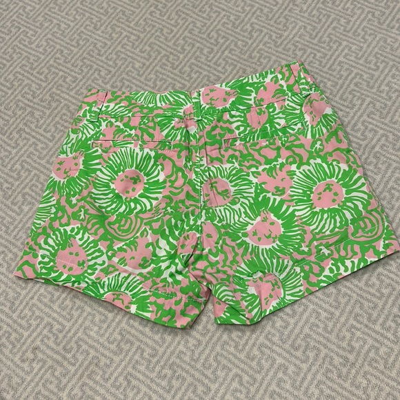 Lilly Pulitzer Callahan Shorts - Picture 4 of 4